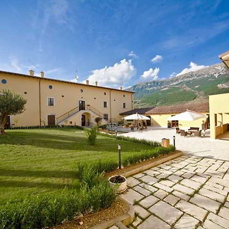 Villa Giovina Pratola Peligna Bagian luar foto