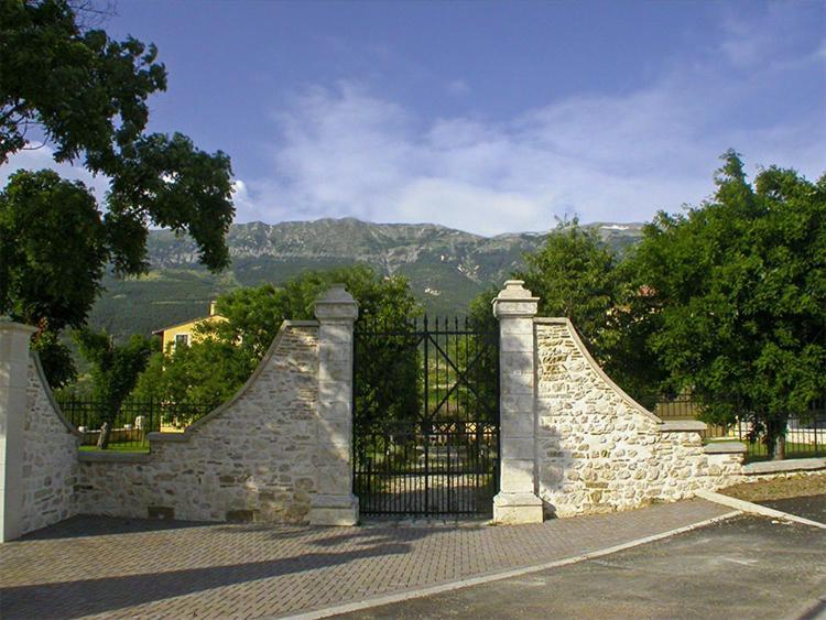 Villa Giovina Pratola Peligna Bagian luar foto