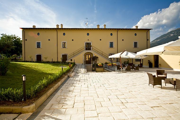 Villa Giovina Pratola Peligna Bagian luar foto