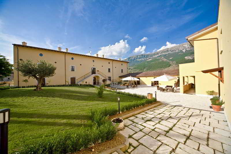 Villa Giovina Pratola Peligna Bagian luar foto